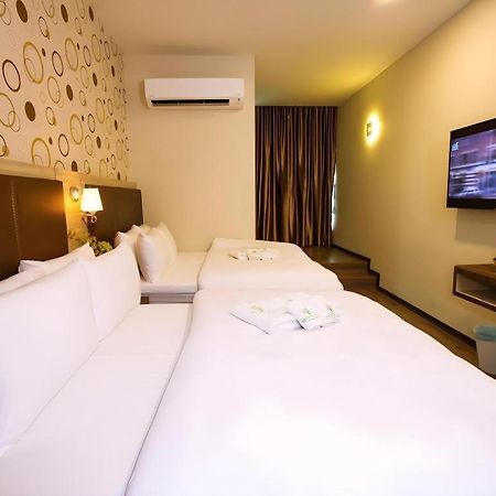 Tropicana Boutique Hotel Muar Exterior foto